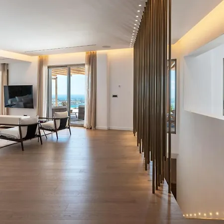 Jasmina Villa *